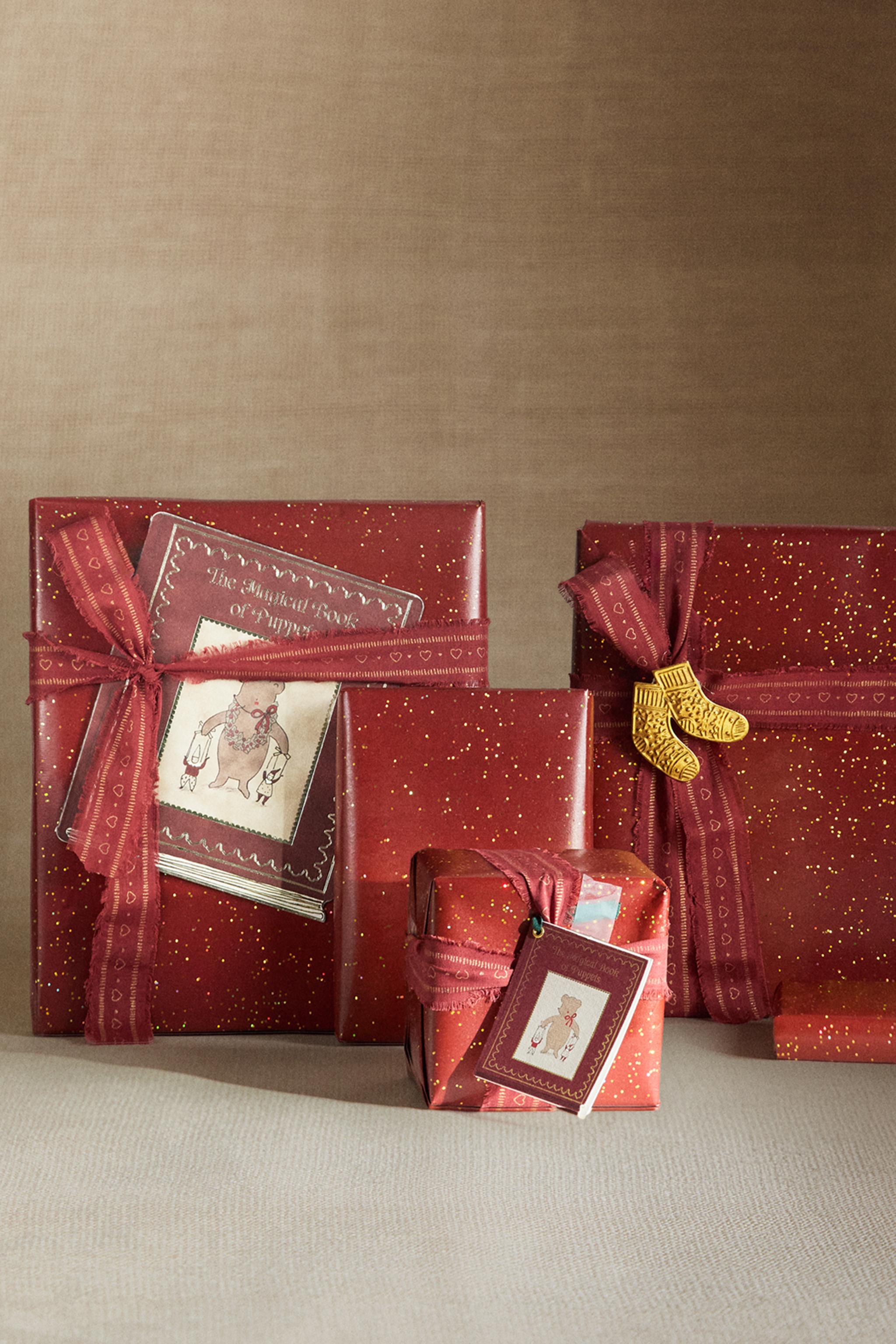 PAPIER CADEAU ROUGE PAILLETTES NOËL
